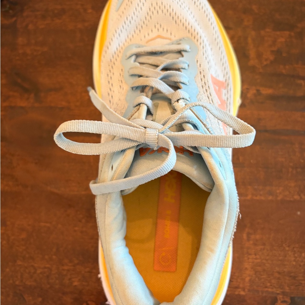 Hoka Bondi 8 size 8.5 WIDE-Light Gray with Yellow Midsole and Coral Accents - Picture 8 of 9